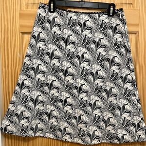 Tommy Hilfiger Cotton A-Line Skirt, Women's Size 6, Black & White Floral Design